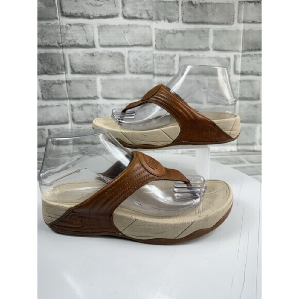 FitFlop Walkstar Women's 7 Tan Leather  Toe-Post Thong Comfort Sandals